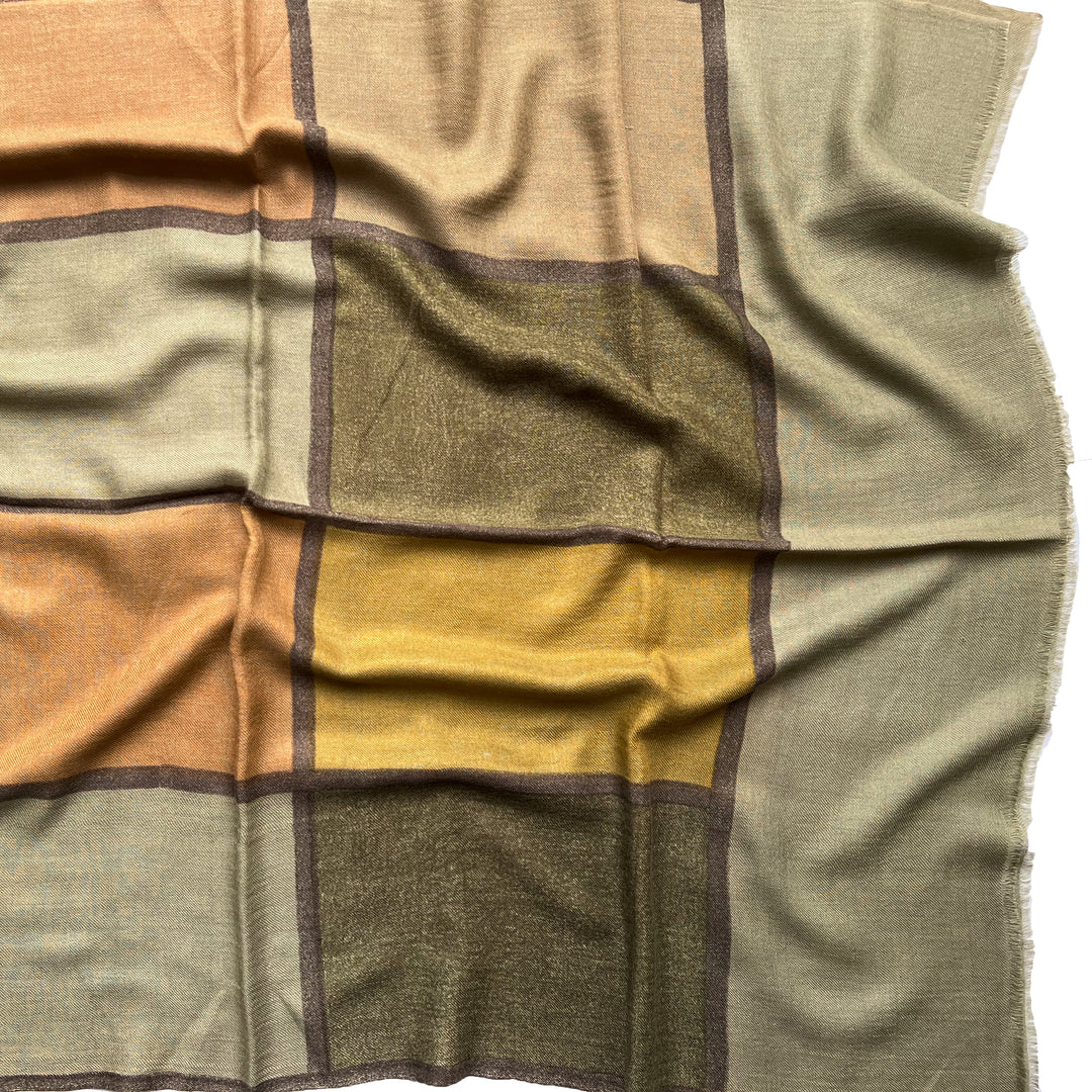Check Pebble Stole