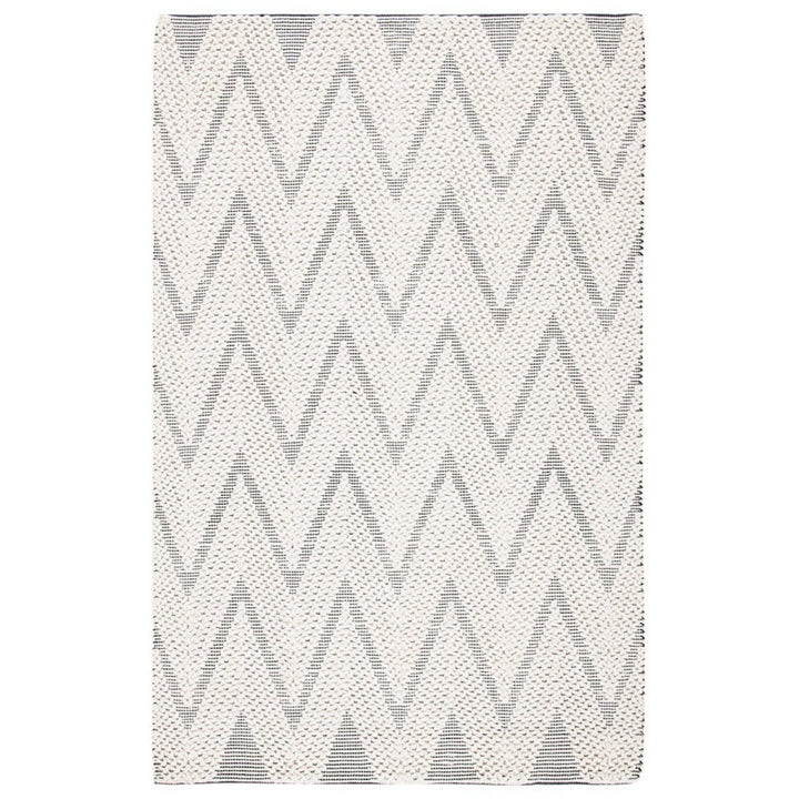 IVORY AND BLACK CHEVRON KILIM DHURRIE