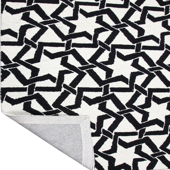 BLACK AND WHITE DIP DYED CARPET