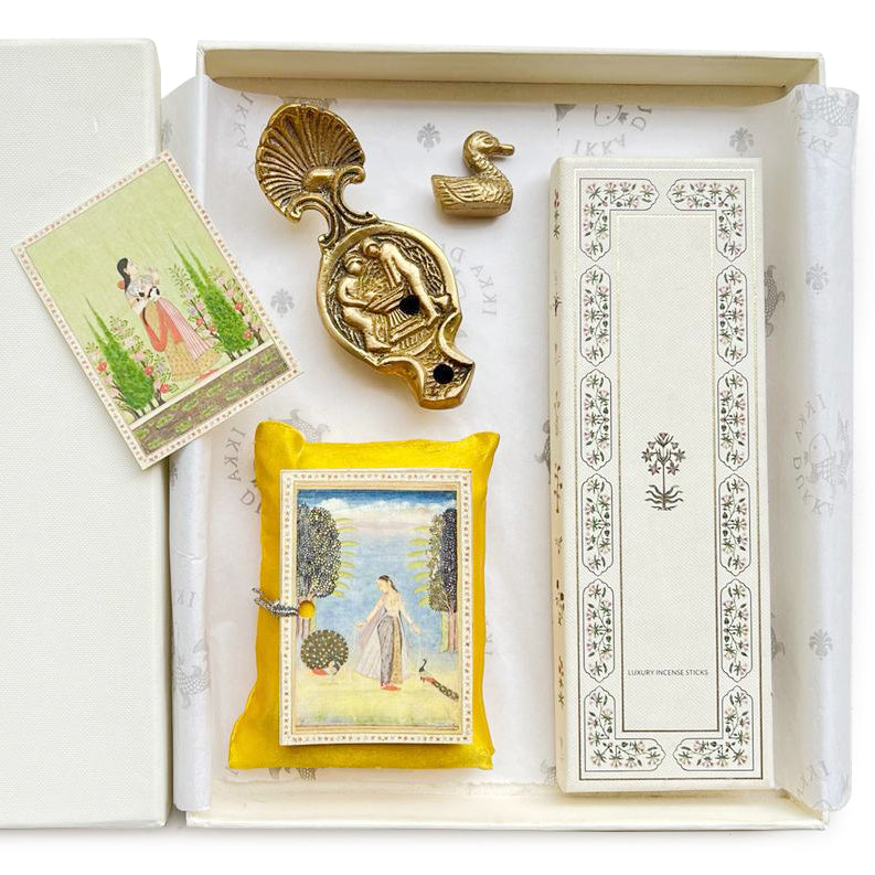 The Brass Oil Lamp box