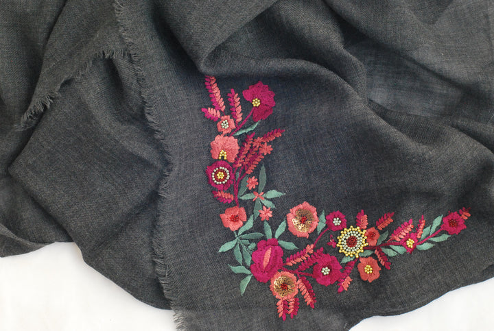 Floral Dream - Charcoal