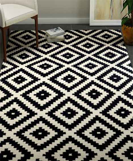 BLACK AND WHITE DIAMOND HAND WOVEN KILIM DHURRIE