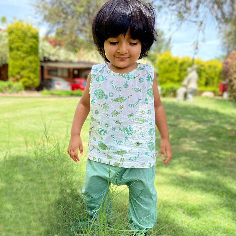 UNISEX ORGANIC KOI MINT JHABLA WITH MINT PANTS