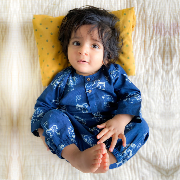 UNISEX ZOO PRINT KURTA WITH MATCHING PYJAMA PANTS