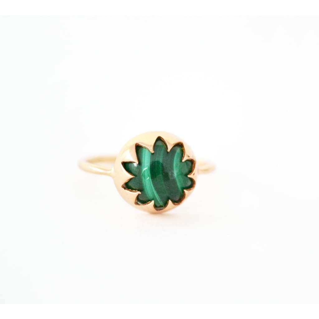 MALACHITE CABOCHON STONE RING