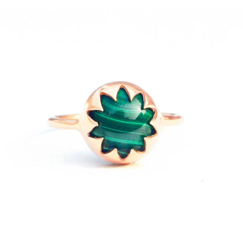 MALACHITE CABOCHON STONE RING