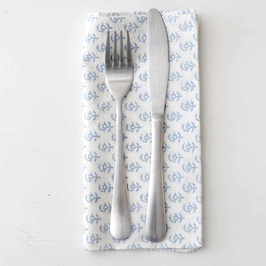 MARNIE BLUE PAISLEY NAPKIN