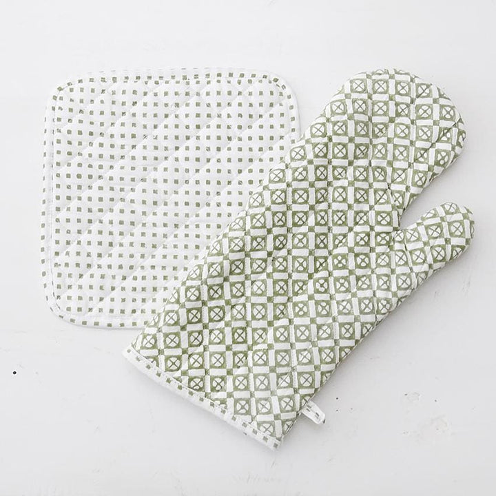MARNIE GREEN POT HOLDER