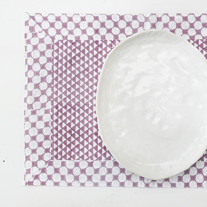 MARNIE PLUM PLACE MAT