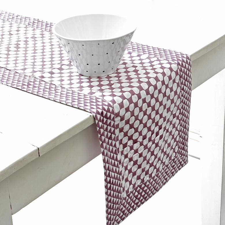 MARNIE PLUM TABLE RUNNER