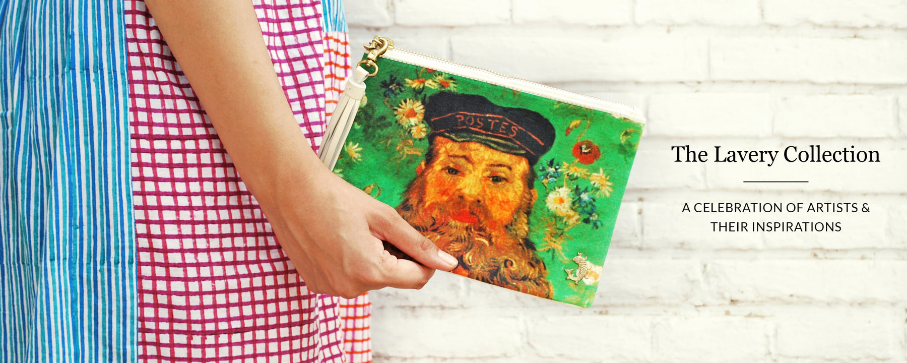 CLUTCHES & BAGS