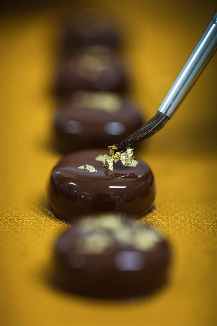 Inspiring Chocolate: Inventive Recipes from Renowned Chefs Book