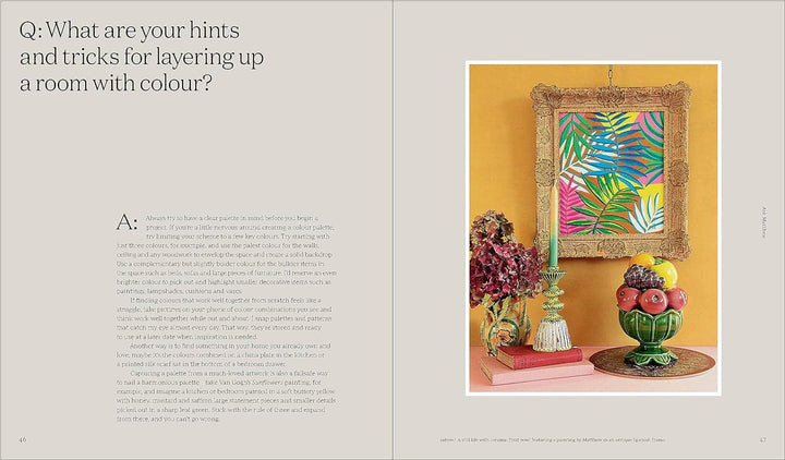 Living Bright: Fashioning Colourful Interiors Book