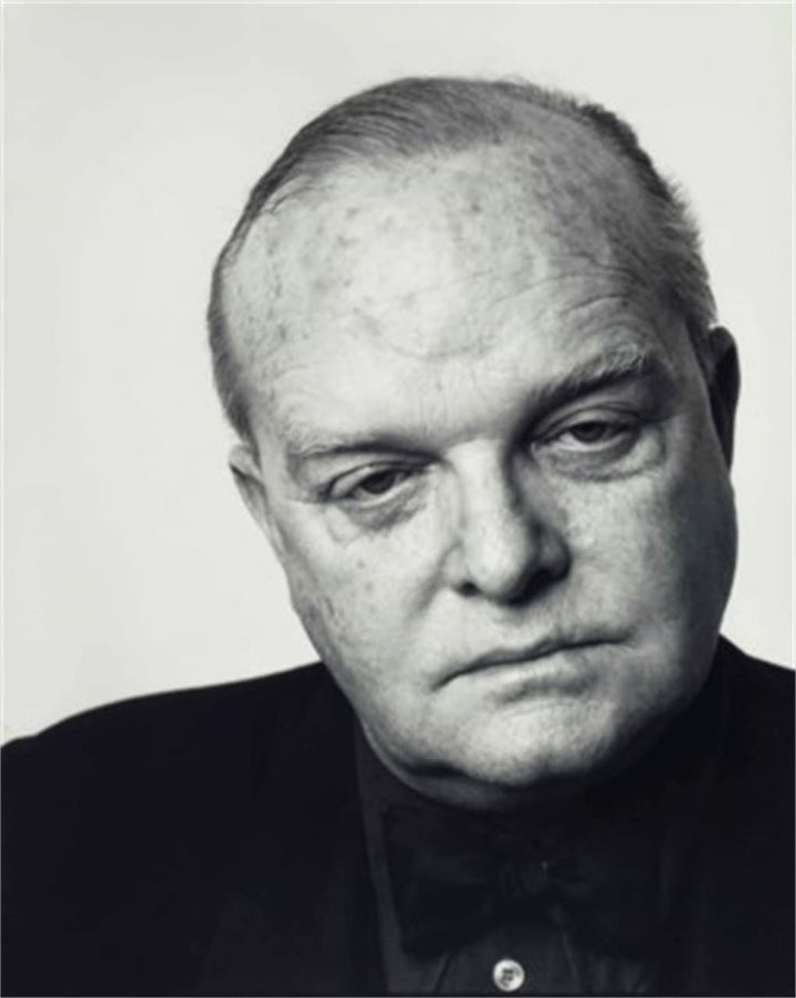 Richard Avedon: Relationships: A Milanese Artist at the Court of the Tsars Book