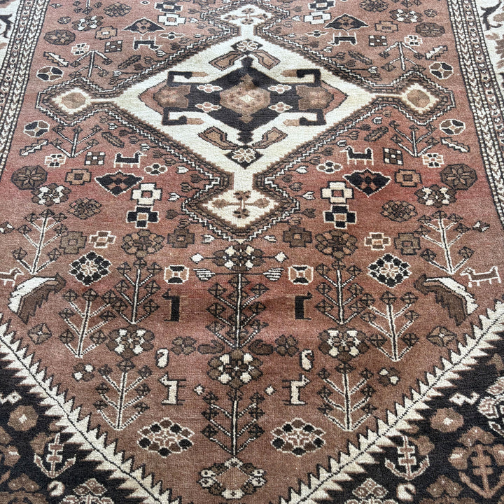 Mitti Sarkhati, one-of-a-kind Afghan rug — additional view