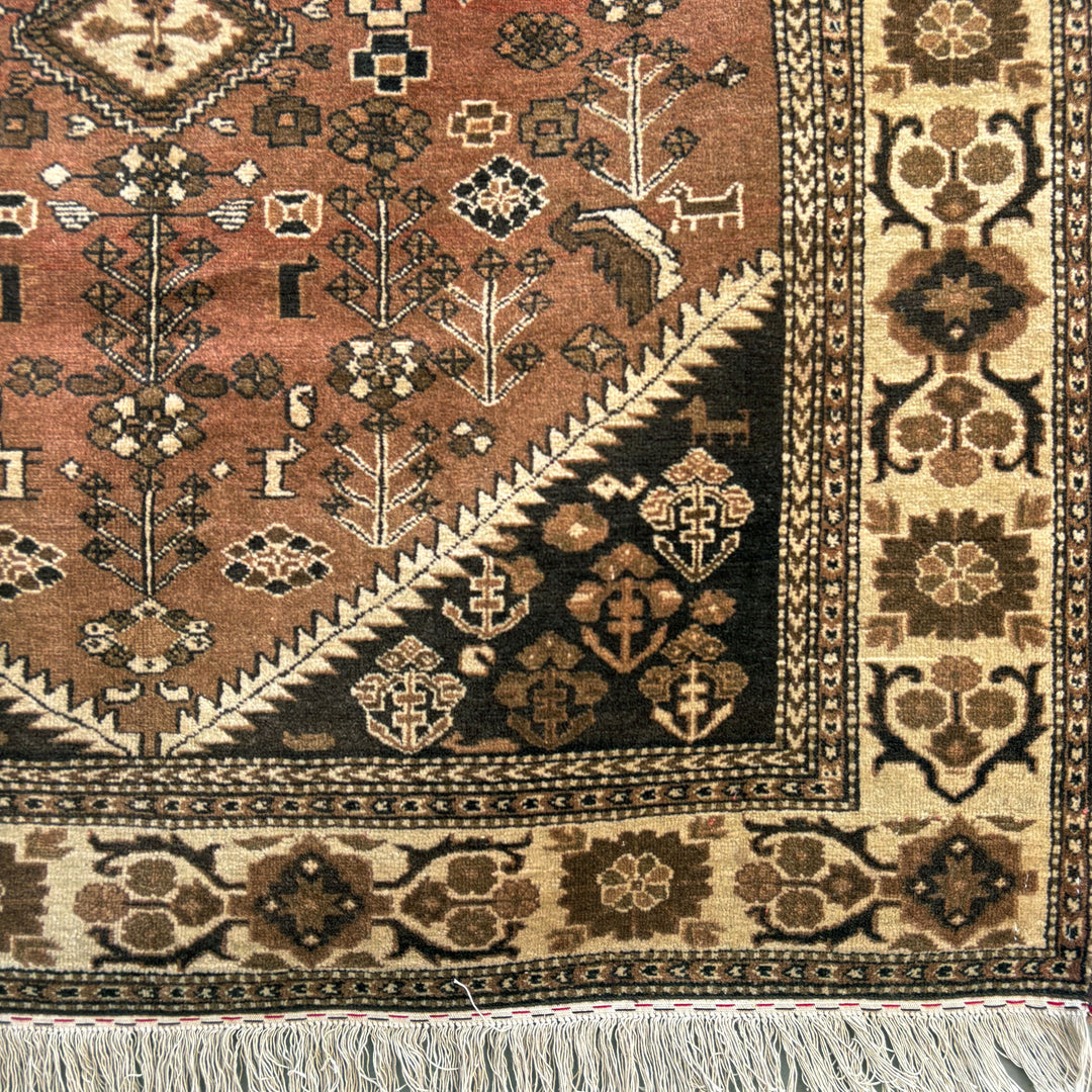 Mitti Sarkhati, one-of-a-kind Afghan rug — additional view