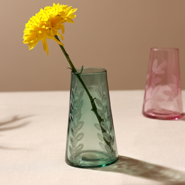 Bloom BFFs – Bud Vases