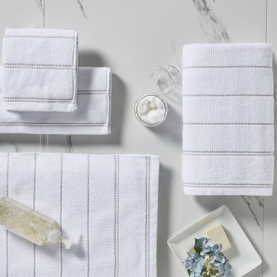 SYMMETRY WHITE - TOWEL SET