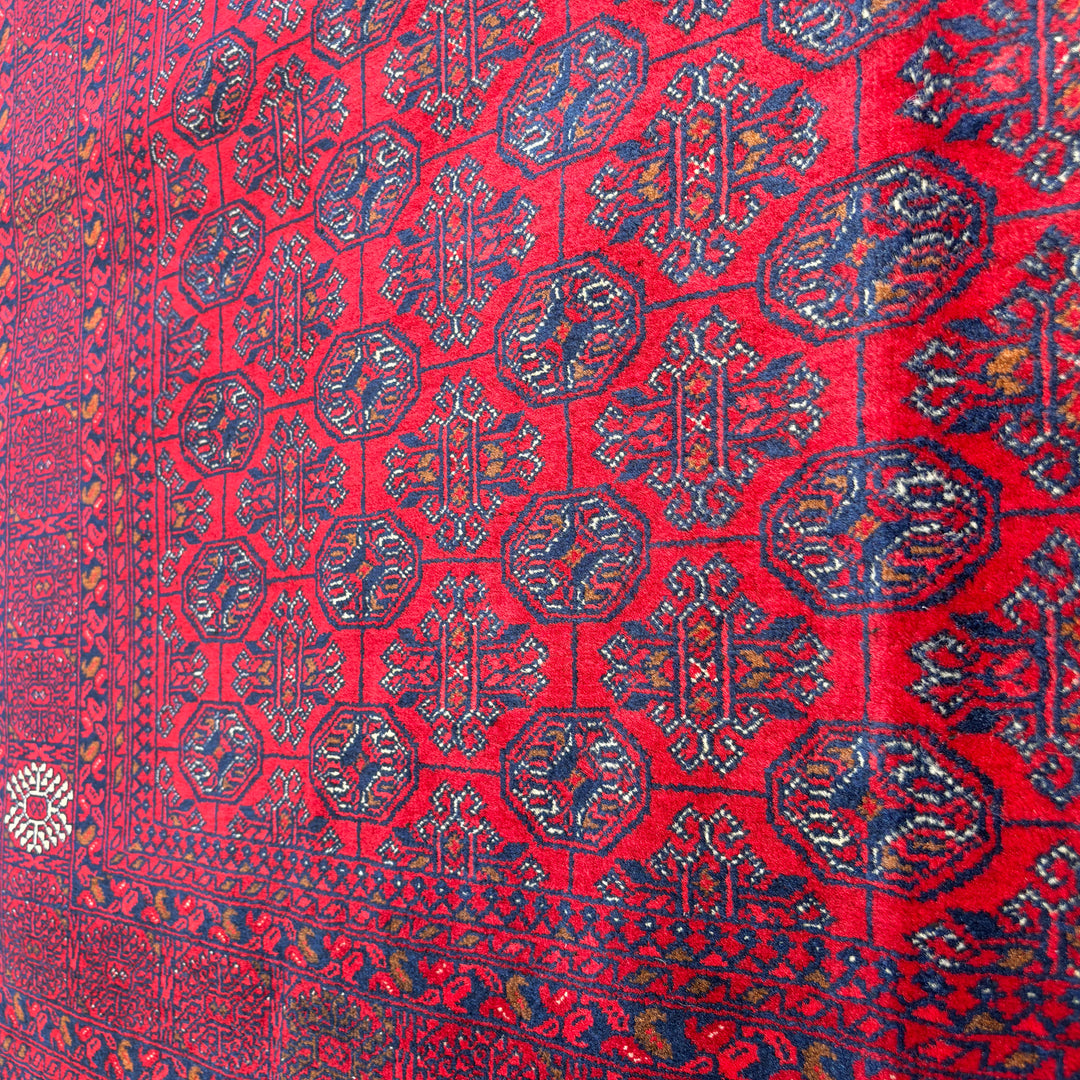 Gulnar Mouri, one-of-a-kind Afghan rug — detail