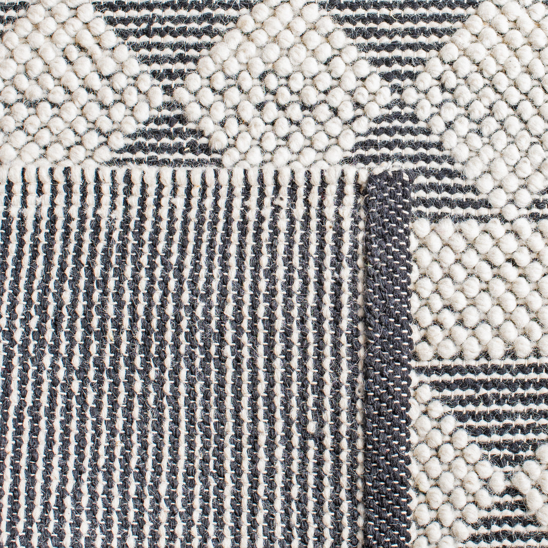 IVORY AND BLACK KILIM DHURRIE