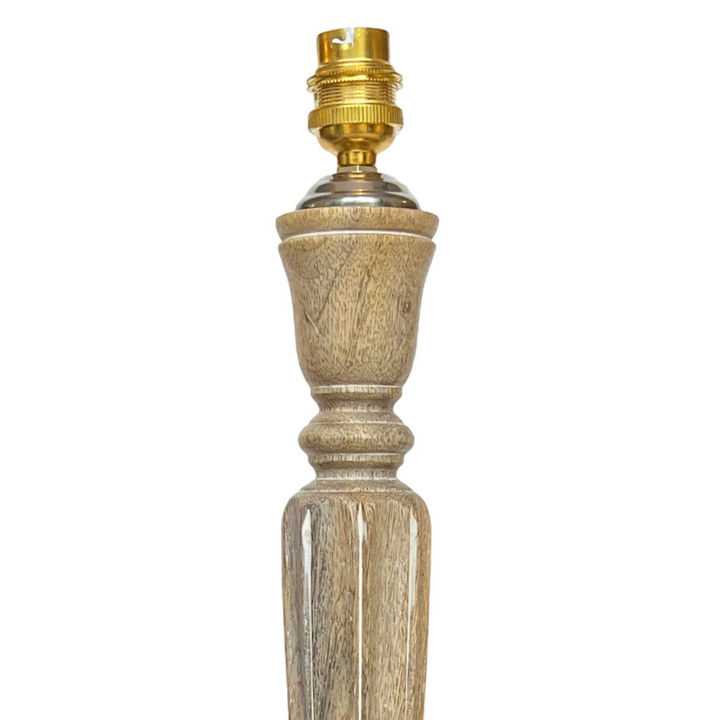 Gerty - Natural Wood 18"
