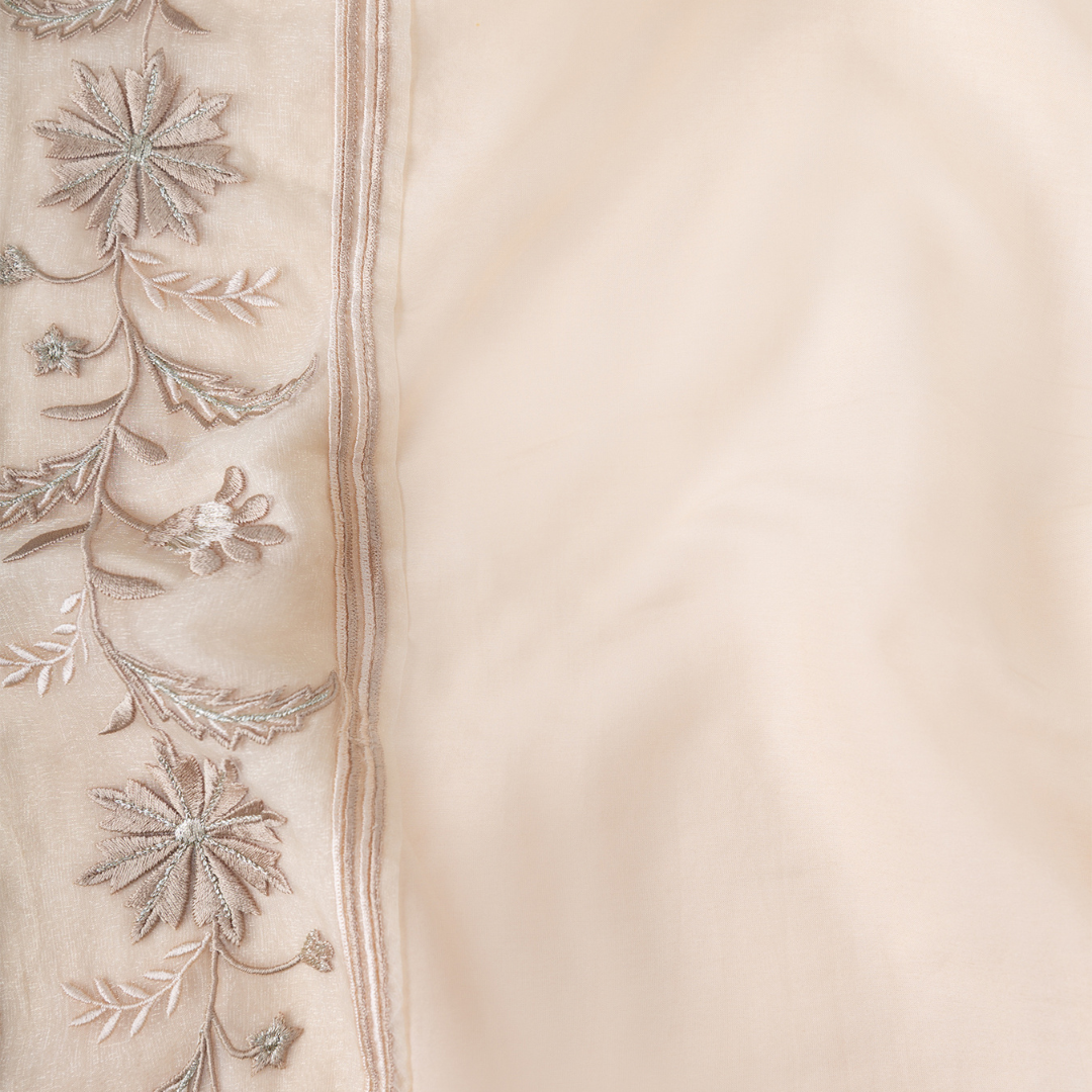 Ishtar - Curtain