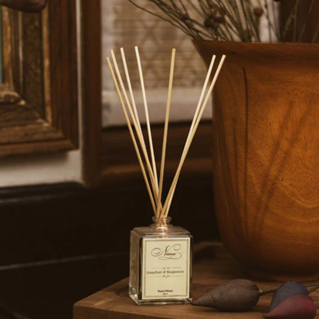 Grapefruit and Mangosteen Reed Diffuser