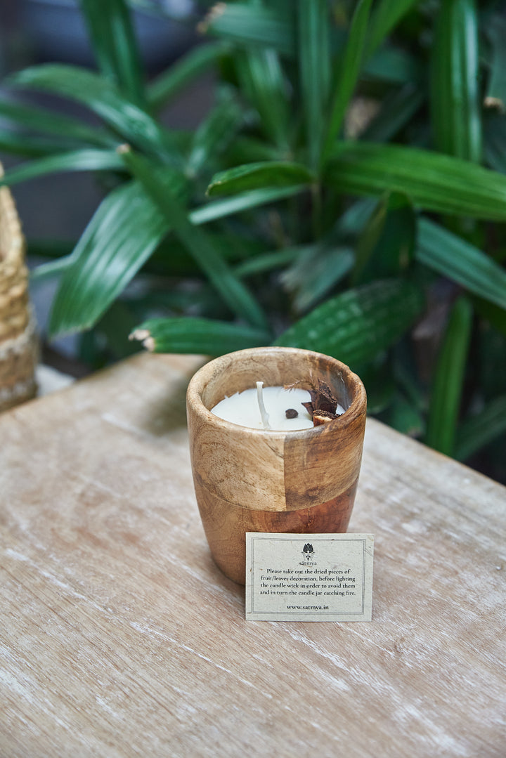 Satmya Candle