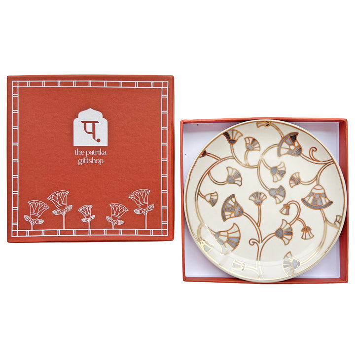 THE BLUE EGYPTIAN LOTUS PLATE