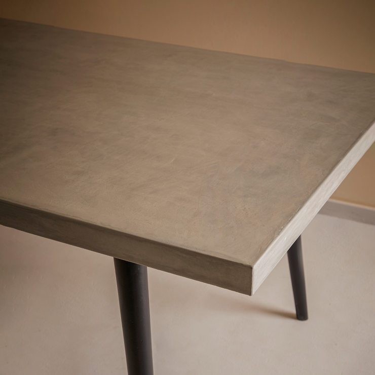 Mono Dining Table