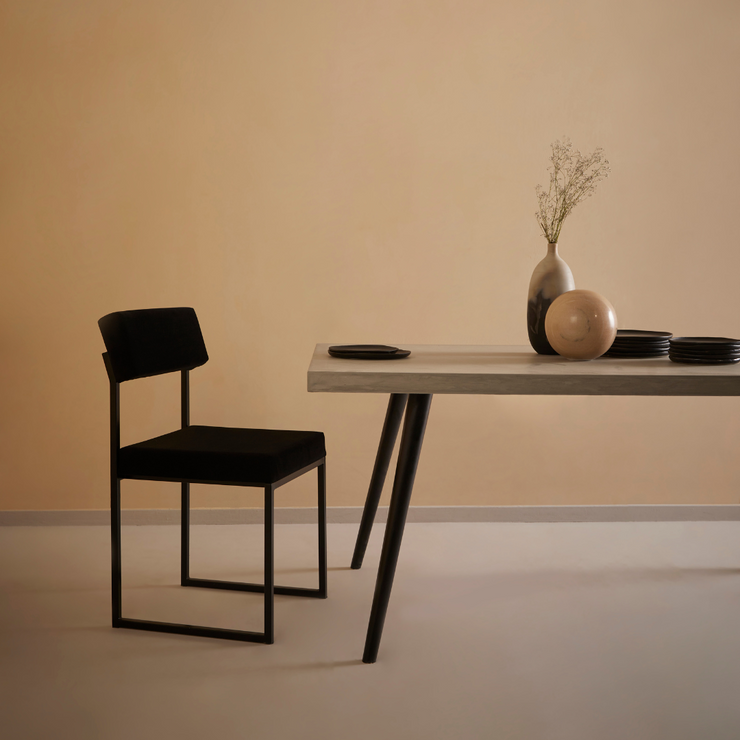 Mono Dining Table