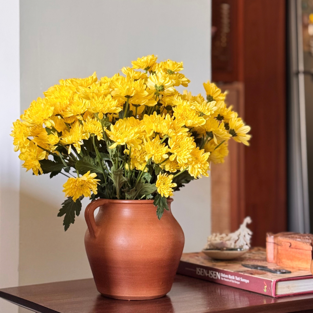 Treasure Vase