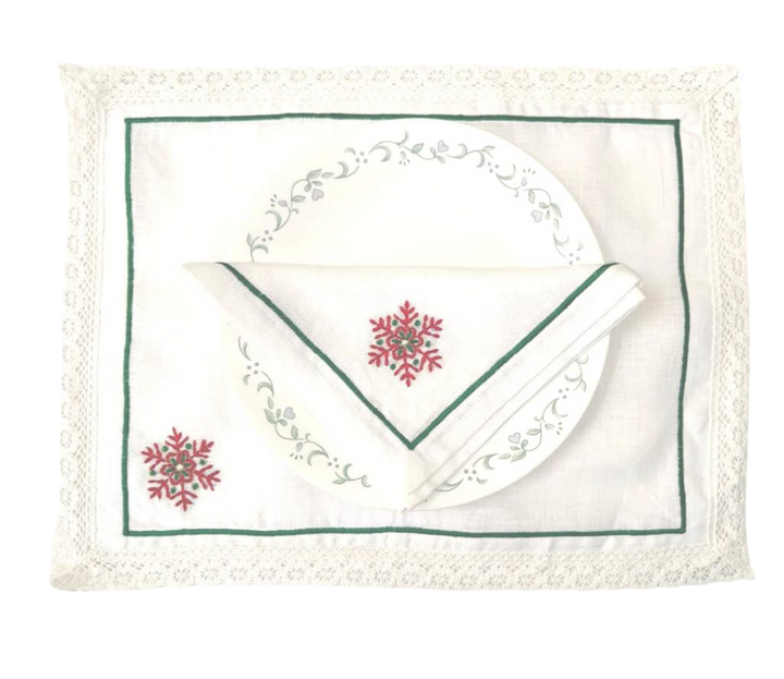 Placemat and Napkins - Snowflake