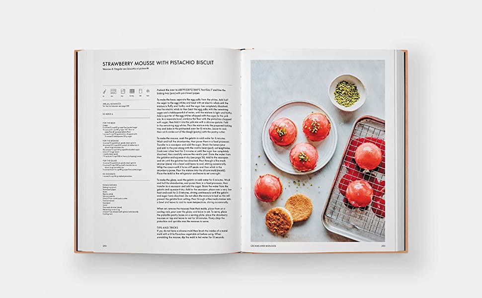 The Italian Bakery: Step-by-Step Recipes with the Silver Spoon  Book