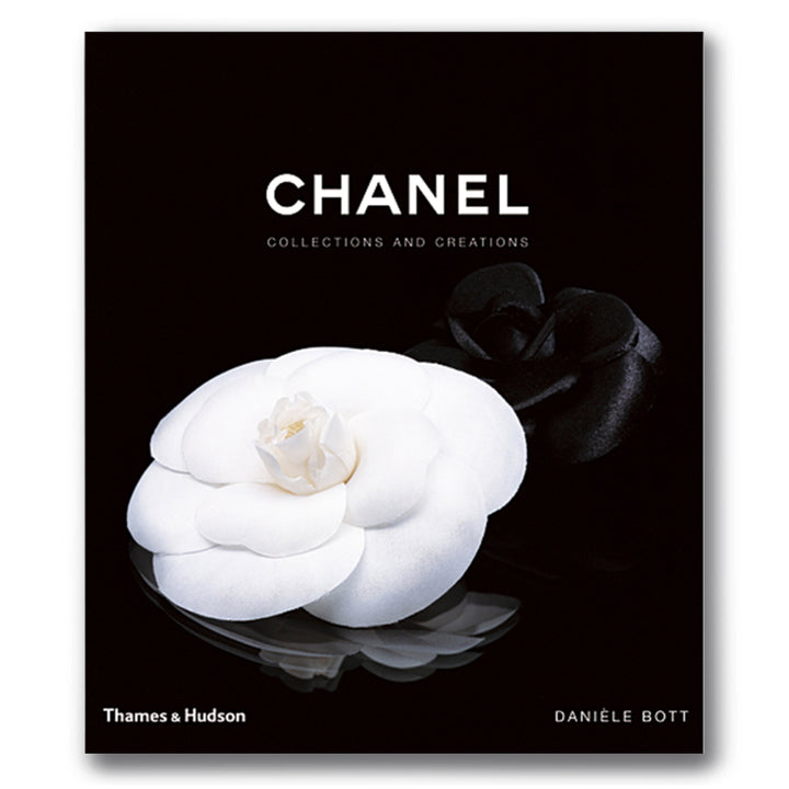 CHANEL:COLLECTIONS AND CREATIONS BOOK