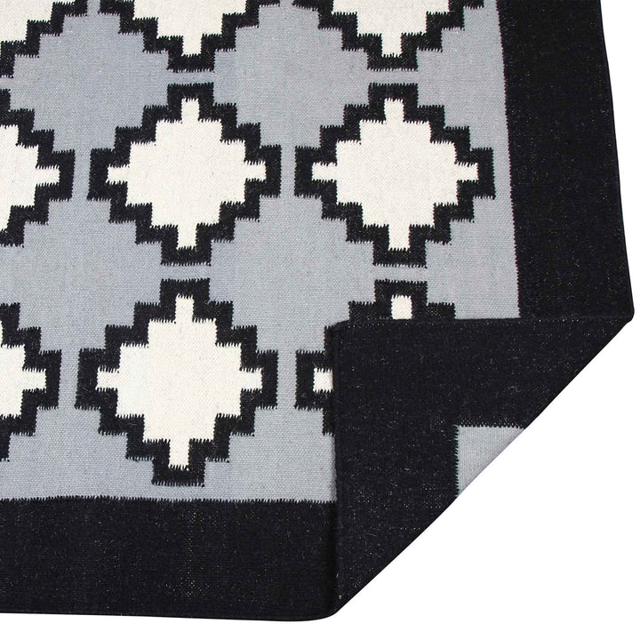 GREY AND BLACK AZTEC HAND WOVEN KILIM DHURRIE