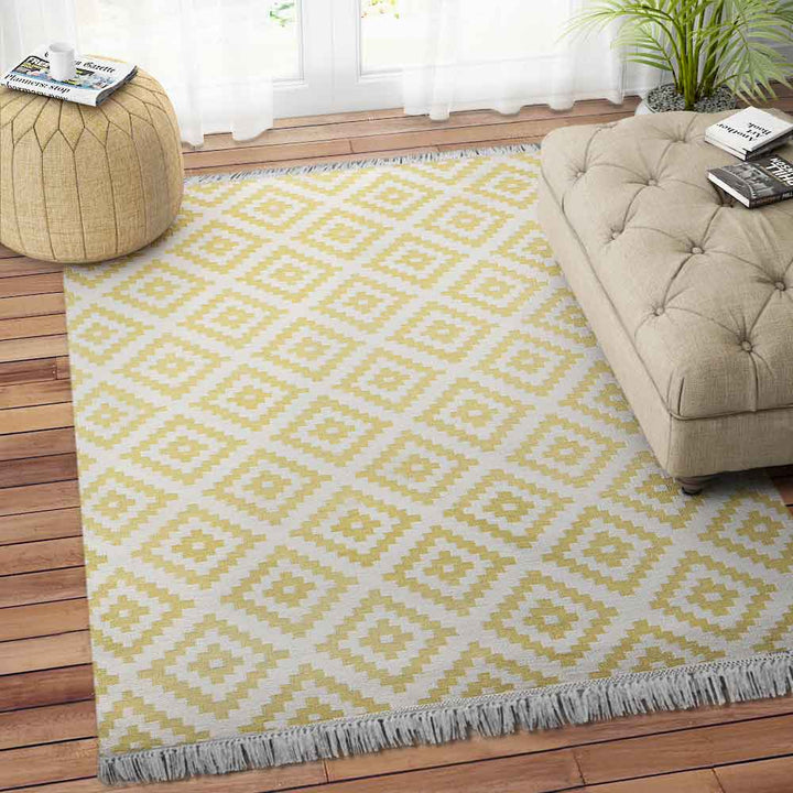 YELLOW IVORY PIXEL KILIM HAND WOVEN DHURRIE