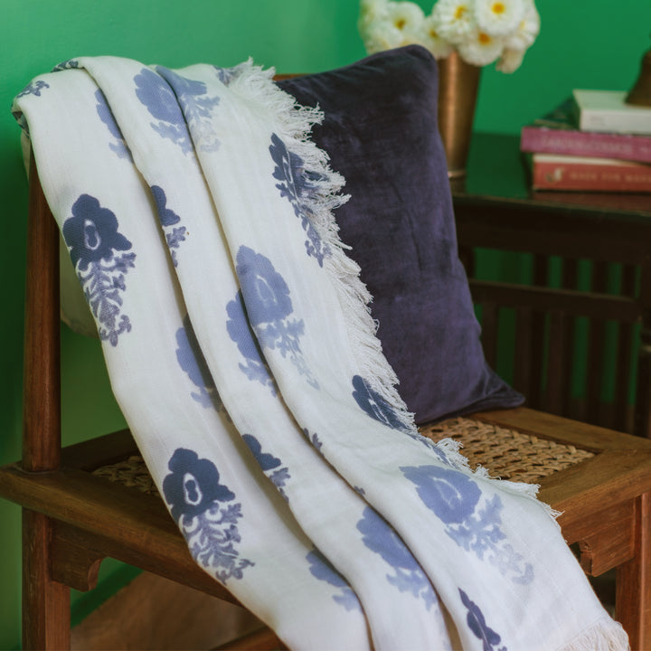 Fleur Ombre blue throw