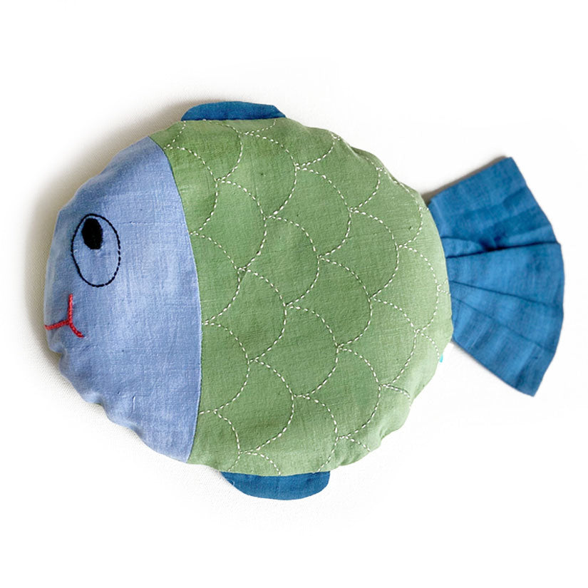 ORGANIC MUSTARD SEED FISH PILLOW + MARACAS - GIFT SET