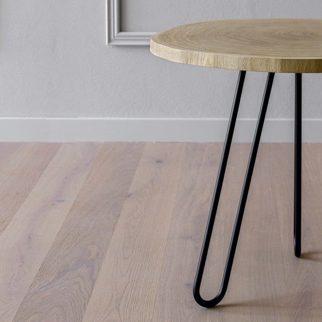 Round oak coffee table