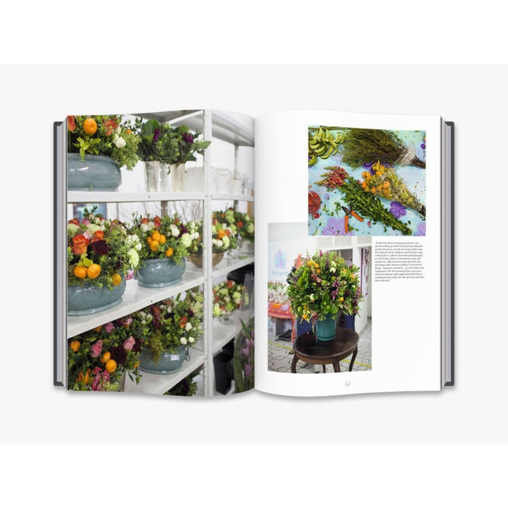FLORAL CONTEMPORARY: THE RENAISSANCE OF FLOWER DESIGN