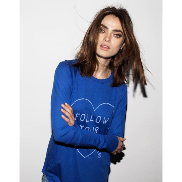 FOLLOW YOUR HEART -RAGLAN LONG SLEEVE CURVED HEM