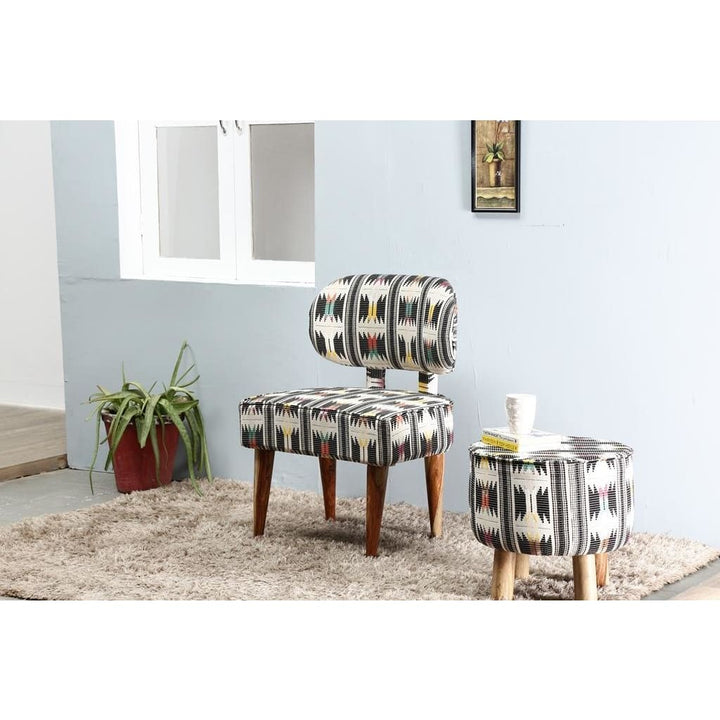 LUCY CHAIR