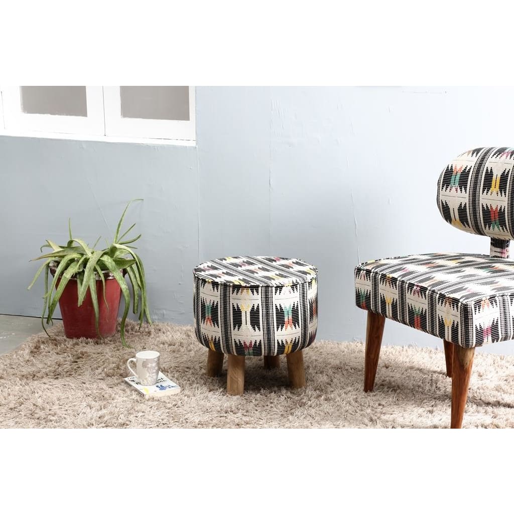 LUCY CHAIR