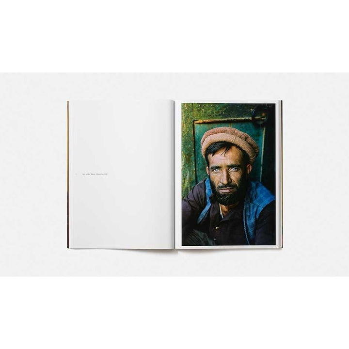 STEVE MCCURRY: LOOKING EAST