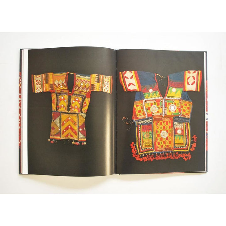 TEXTILES OF THE BANJARA: CLOTH AND CULTURE OF A WANDERING TRIBE