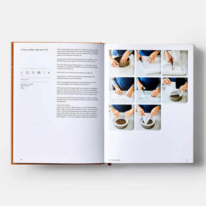 The Italian Bakery: Step-by-Step Recipes with the Silver Spoon  Book